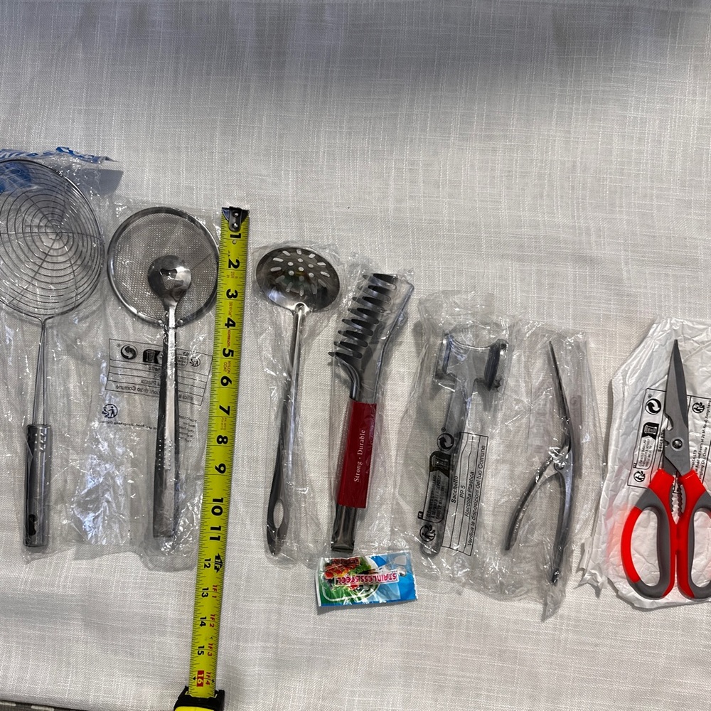 NEW 7 stainless steel kitchen gadgets: spoons, tong, meat hammer, scissors